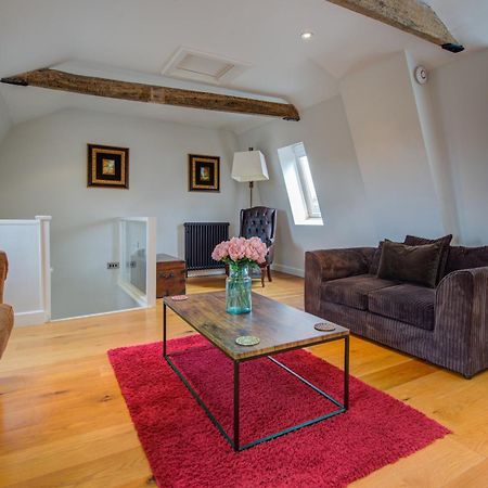 Stylish Townhouse, Work Desk, Fast Wi-Fi, Sleeps 6 Stamford Exterior foto