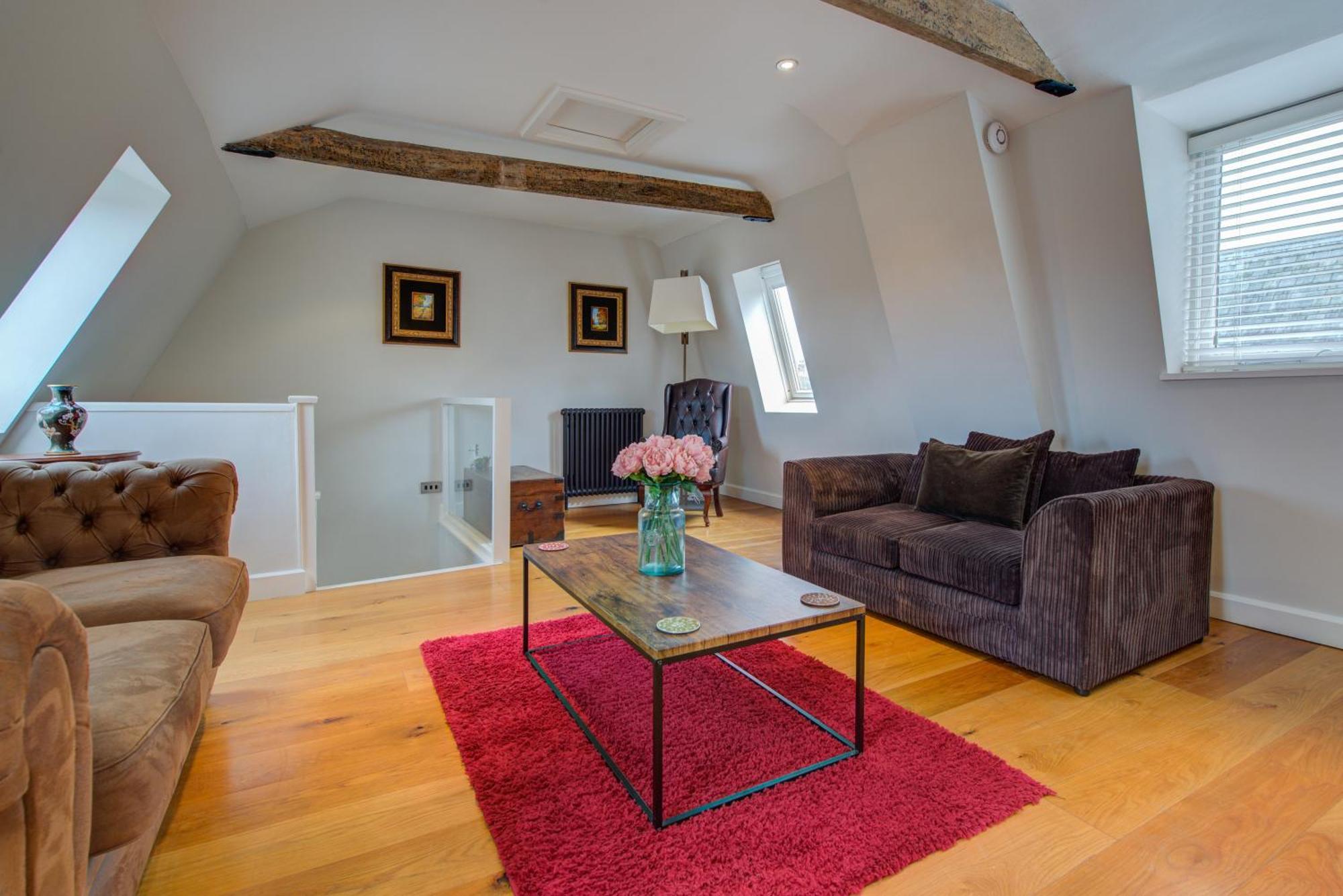 Stylish Townhouse, Work Desk, Fast Wi-Fi, Sleeps 6 Stamford Exterior foto